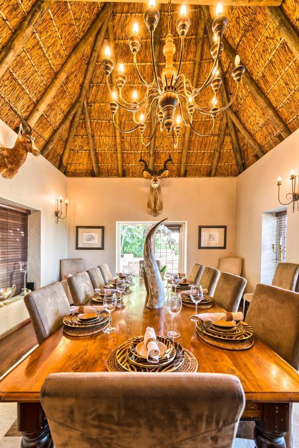 Ikhaya Safari Lodge ケープタウン エクステリア 写真